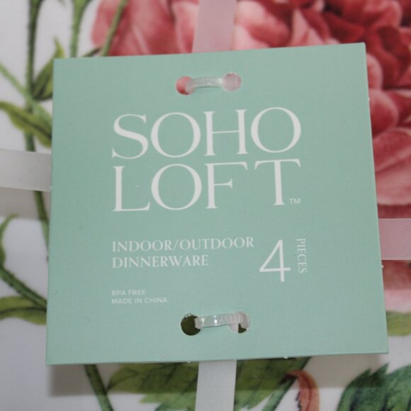 Soho Loft Pink Rose Scalloped Set of 4 11" Melamine Dinner Plates White NWT RARE - Picture 3 of 5